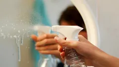 Der Spiegel im Badezimmer beschlägt nicht mehr: ein einfacher Trick für die ganze Woche