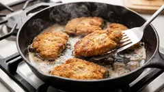 Weder Ei noch Brot: Die Zutat, die Frikadellen doppelt so saftig macht